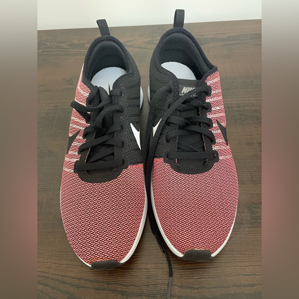 Women’s Nike Dualtone Racer - Picture 5 of 6